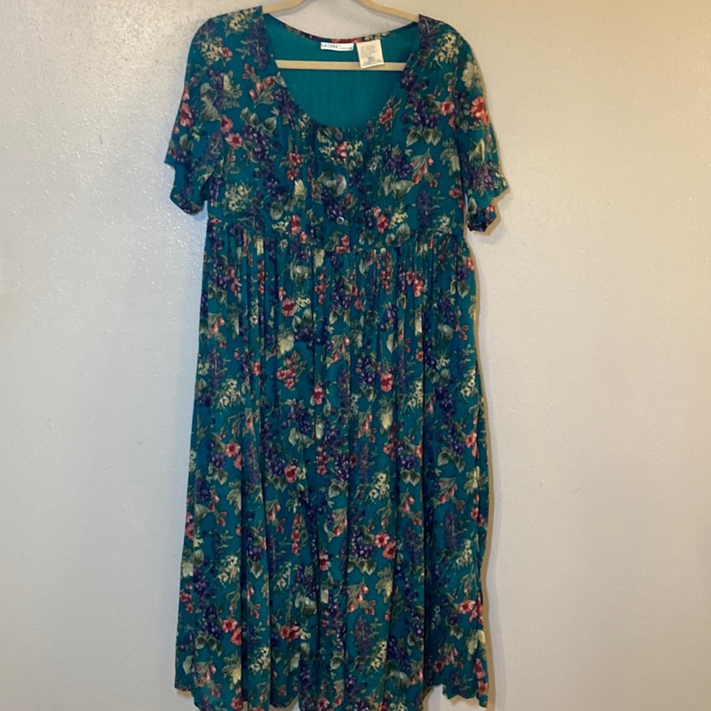Green multicolored dress